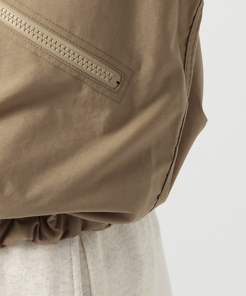 THE NORTH FACE(ザノースフェイス)の「【THE NORTH FACE(ザ・ノース・フェイス)】ショートコンパクトジャケット(ブルゾン・レディース・ブラック/ホワイト/カーキ・LARGE)」の20枚目の写真