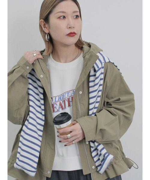 Samansa Mos2 blue（サマンサモスモスブルー）の「【撥水】ペプラムマウンテンパーカー（ブルゾン・レディース・キナリ/シルバーグレー/カーキ・F）」の3枚目の写真