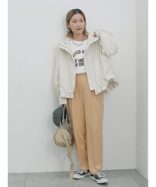 Samansa Mos2 blue（サマンサモスモスブルー）の「【撥水】ペプラムマウンテンパーカー（ブルゾン・レディース・キナリ/シルバーグレー/カーキ・F）」の16枚目の写真