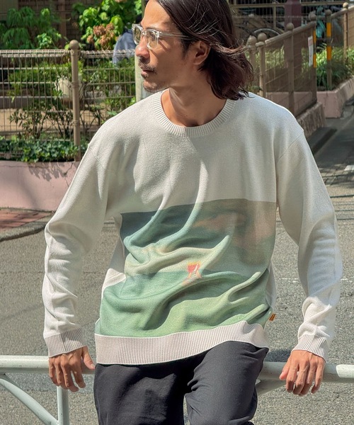 TCSS(ティーシーエスエス)の「CREW/Critical Slideクリティカルスライド(TCSS)クルーネックフロントプリントスウェット(スウェット・メンズ・ライトグレー/ホワイト・MEDIUM/LARGE/X-LARGE)」の6枚目の写真