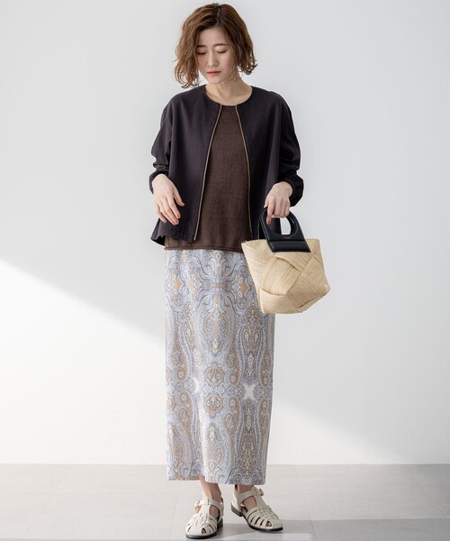 23区 L(ニジュウサンクオオキイサイズ)の「【洗える】リネンレーヨンストレッチ ブルゾン(ブルゾン・レディース・ブラック系/ダークブラウン系/ベージュ系・44/46)」の8枚目の写真