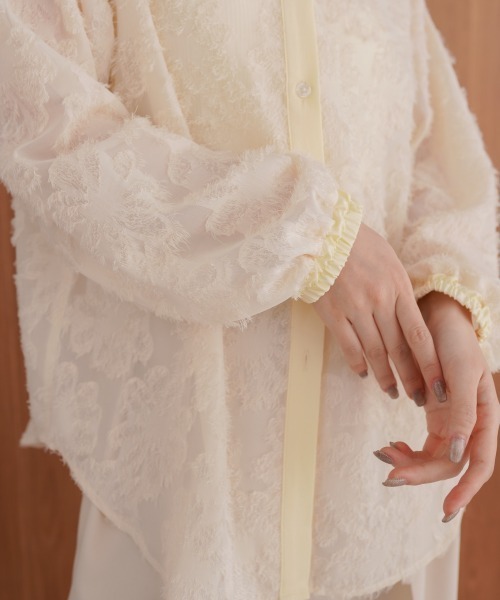 Bab(バブ)の「フェザージャガード前後2WAYロングブラウス(シャツ/ブラウス・レディース・アイボリー/ブラック・M)」の19枚目の写真