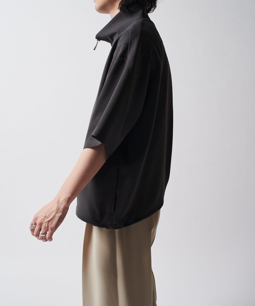 Lui's(ルイス)の「ショートスリーブZIPシャツ(半袖シャツ)(シャツ/ブラウス・メンズ・ライトグレー/チャコールグレー/ブラック・S/M)」の5枚目の写真