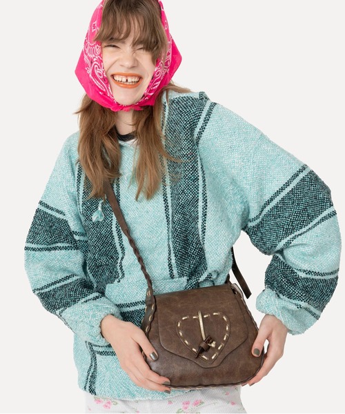 HEY!MrsROSE（ヘイミセスローズ）の「HEY! Mrs ROSE(ヘイ！ミセスローズ)ステッチハートショルダー（ショルダーバッグ・レディース・ブラウン/チェック/ネイビー・FREE）」の2枚目の写真