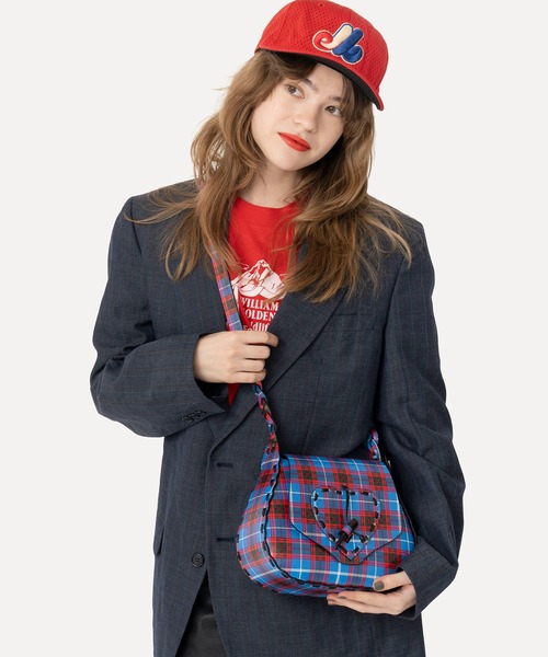 HEY!MrsROSE（ヘイミセスローズ）の「HEY! Mrs ROSE(ヘイ！ミセスローズ)ステッチハートショルダー（ショルダーバッグ・レディース・ブラウン/チェック/ネイビー・FREE）」の19枚目の写真