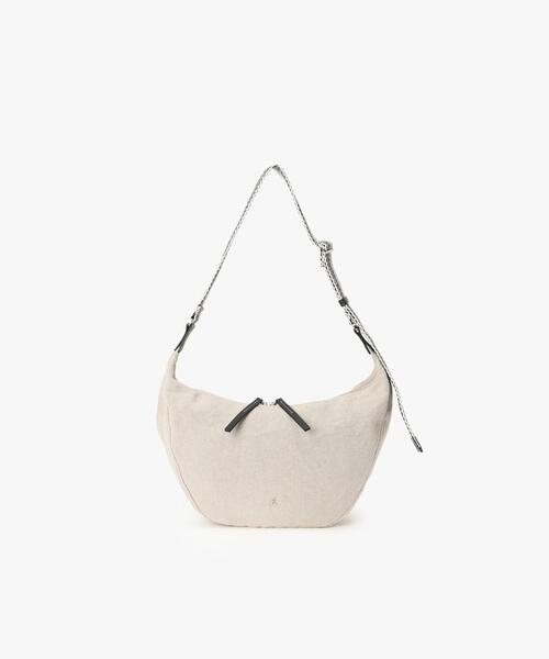 agnes b ホワイトゴールド　本革　ショルダーバック　グレージュ agnes b ホワイトゴールド 本革 ショルダーバック グレージュ