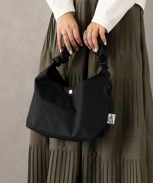 Drifter(ドリフター)の「【Drifter】GATHER HANDLE BAG DFV1709(ハンドバッグ・レディース・ブラック/ブルー/グリーン/ピンク・FREE)」の5枚目の写真