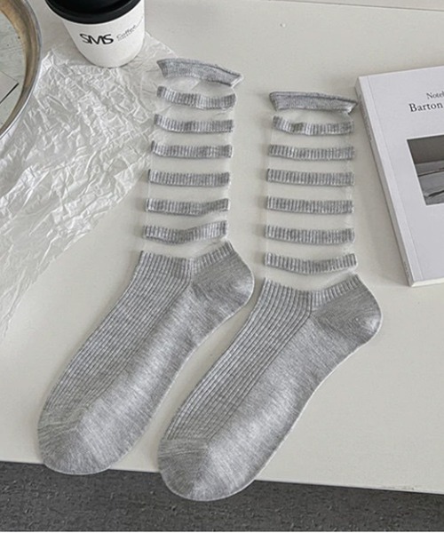 ROOPTOKYO(ループトウキョウ)の「レースモチーフ ソックス ボーダー(ソックス/靴下・レディース・ホワイト/ブラック/グレー・FREE)」の3枚目の写真