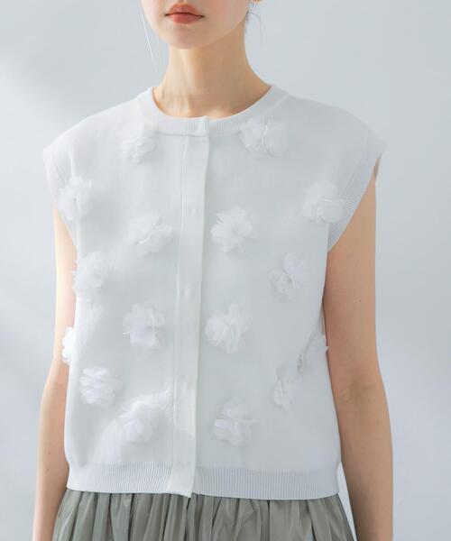 URBAN RESEARCH ROSSO WOMEN（アーバンリサーチ　ロッソ）の「フラワーモチーフニットベスト（ベスト・レディース・ホワイト/ブラック・FREE）」の18枚目の写真