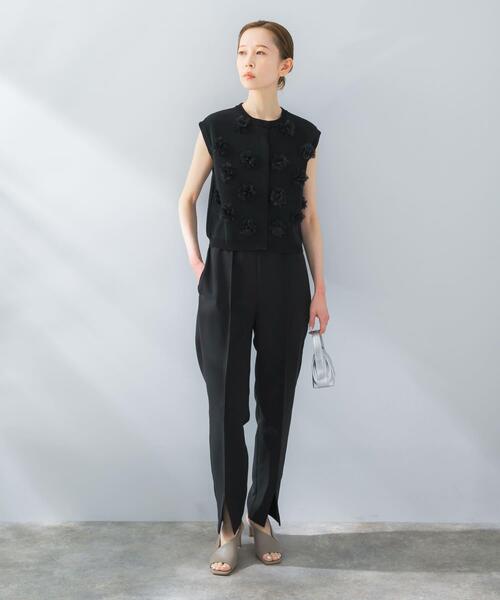 URBAN RESEARCH ROSSO WOMEN（アーバンリサーチ　ロッソ）の「フラワーモチーフニットベスト（ベスト・レディース・ホワイト/ブラック・FREE）」の8枚目の写真