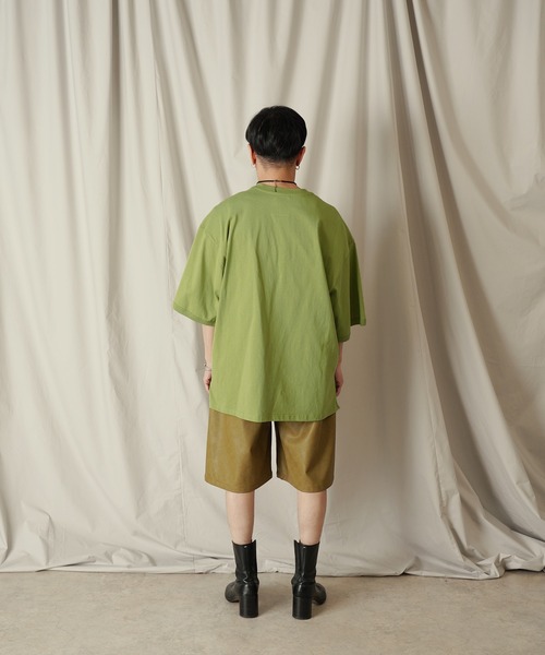 Aphlotus(アプロタス)の「パイピングスリット クルーネック カフスリブ H/S カットソー(Tシャツ/カットソー・メンズ・クリーム/ライトオリーブ/スミクロ・SMALL/MEDIUM/LARGE)」の14枚目の写真