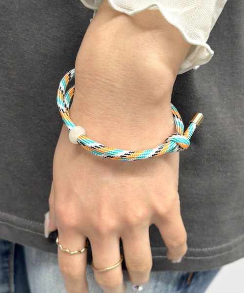 【夏服に華やかさをプラス♪】LV ブレスレット Breeze Cuff LV Breeze Cuff S00 - Women - Fashion Jewelry | LOUIS VUITTON ®