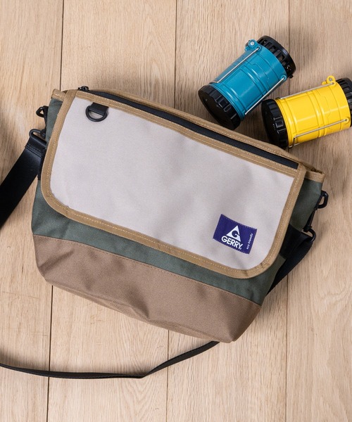 GERRY(ジェリー)の「【Y】〔GERRY/ジェリー】REPREVE 撥水 スクエア メッセンジャーバッグ(メッセンジャーバッグ・メンズ・マルチ/グレー/ライトグレー/ベージュ/ブラック・FREE)」の10枚目の写真