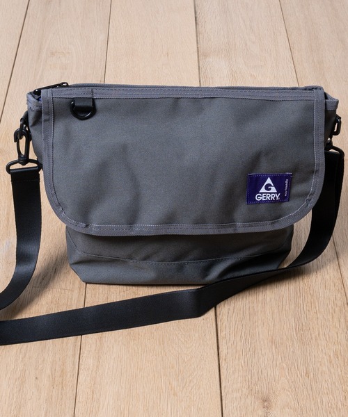 GERRY(ジェリー)の「【Y】〔GERRY/ジェリー】REPREVE 撥水 スクエア メッセンジャーバッグ(メッセンジャーバッグ・メンズ・マルチ/グレー/ライトグレー/ベージュ/ブラック・FREE)」の22枚目の写真
