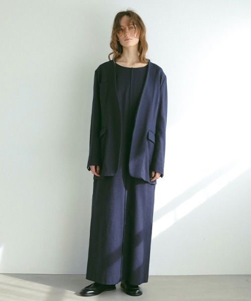 ETRE TOKYO(エトレトウキョウ)の「リネンノーカラージャケット(ノーカラージャケット・レディース・ベージュ/ネイビー・S/M)」の3枚目の写真