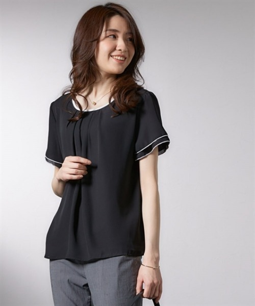 7days Life Styling(セブンデイズライフスタイリング)の「配色フレア袖ブラウス(カットソー裏地付)<大きいサイズ有>(シャツ/ブラウス・レディース・グレイッシュベージュ/ブラック/オフホワイト・S/M/L/LL/3L)」の15枚目の写真