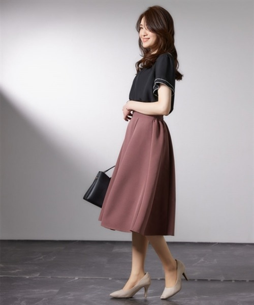 7days Life Styling(セブンデイズライフスタイリング)の「配色フレア袖ブラウス(カットソー裏地付)<大きいサイズ有>(シャツ/ブラウス・レディース・グレイッシュベージュ/ブラック/オフホワイト・S/M/L/LL/3L)」の9枚目の写真