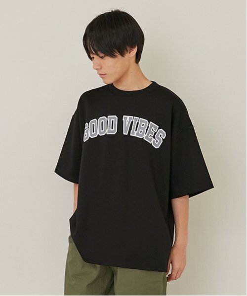 GLAZOS(グラソス)の「【大人向けサイズあり】【接触冷感】エアリークッション・アーチロゴ半袖Tシャツ(Tシャツ/カットソー・キッズ・ブラック/グレー/ネイビー・LL/S/M/L)」の2枚目の写真