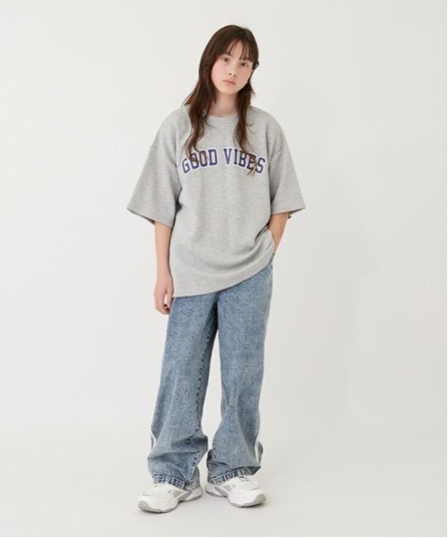 GLAZOS(グラソス)の「【大人向けサイズあり】【接触冷感】エアリークッション・アーチロゴ半袖Tシャツ(Tシャツ/カットソー・キッズ・ブラック/グレー/ネイビー・LL/S/M/L)」の16枚目の写真