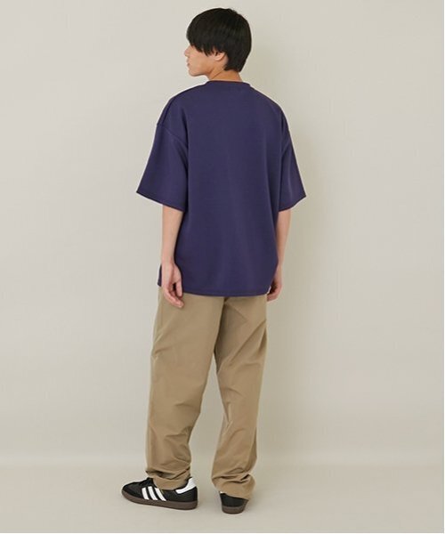 GLAZOS(グラソス)の「【大人向けサイズあり】【接触冷感】エアリークッション・アーチロゴ半袖Tシャツ(Tシャツ/カットソー・キッズ・ブラック/グレー/ネイビー・LL/S/M/L)」の19枚目の写真