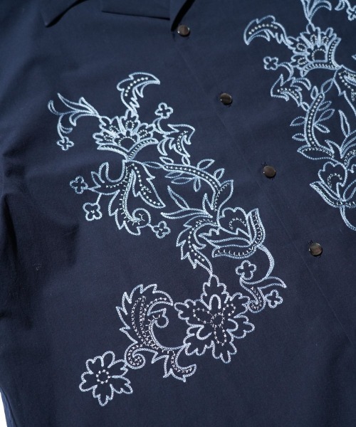 superNova.(スーパーノヴァ)の「superNova. / スーパーノヴァ Aloha shirt - Flower chain embroidery コットンブロード 花柄刺しゅう 半袖シャツ(シャツ/ブラウス・メンズ・ブラック/ネイビー・SMALL/MEDIUM)」の17枚目の写真