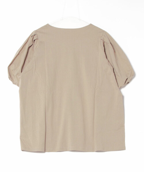 GOLDJAPAN(ゴールドジャパン)の「Vネックパフスリーブコットンカットソー【大きいサイズ対応】(Tシャツ/カットソー・レディース・ベージュ系/ミント/チャコールグレー/オフホワイト/ブラック・4L~5L/LL~3L)」の6枚目の写真