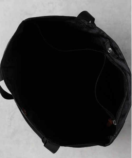 Right-on（ライトオン）の「【GREGORY】ティーニートート（トートバッグ・メンズ・ブラック・ONE SIZE）」の4枚目の写真