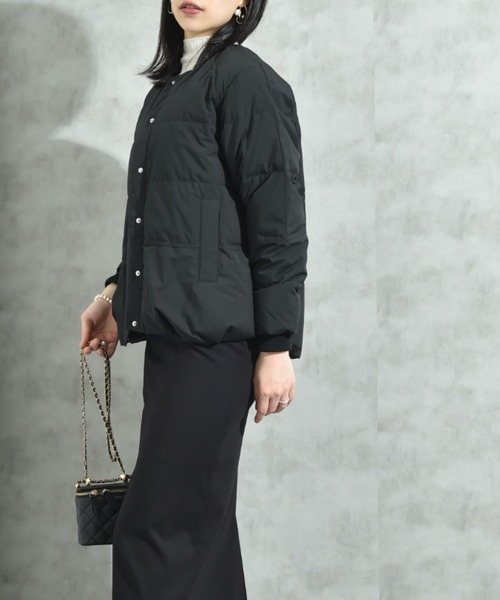 INTERPLANET（インタープラネット）の「エアリーノーカラーピュアダウン（ダウンジャケット/コート・レディース・ブラック/アイボリー/チャコールグレー・FREE）」の13枚目の写真