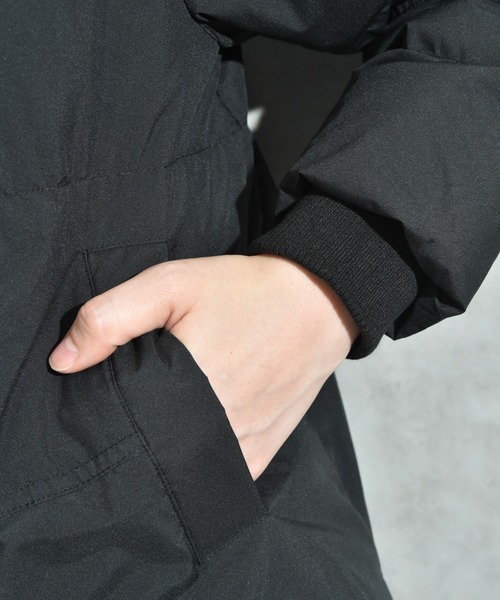 INTERPLANET（インタープラネット）の「エアリーノーカラーピュアダウン（ダウンジャケット/コート・レディース・ブラック/アイボリー/チャコールグレー・FREE）」の17枚目の写真