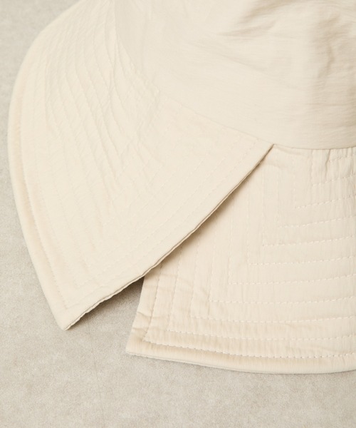 PAPILLONNER（パピヨネ）の「M_ナイロンドロストバケット/WEB限定（ハット・レディース・オフホワイト/ブラック・FREE）」の6枚目の写真