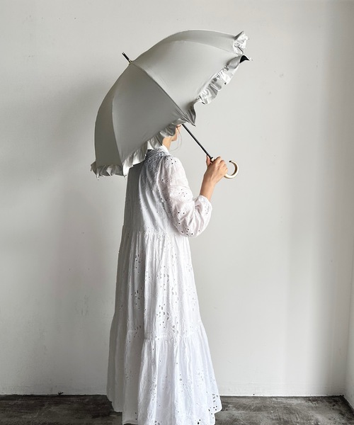 COMMON WARE(コモンウェアー)の「NT:UVフレンチフリルドーム 日傘 晴雨兼用(長傘・レディース・モカ/アイボリー/ブラック・FREE)」の13枚目の写真