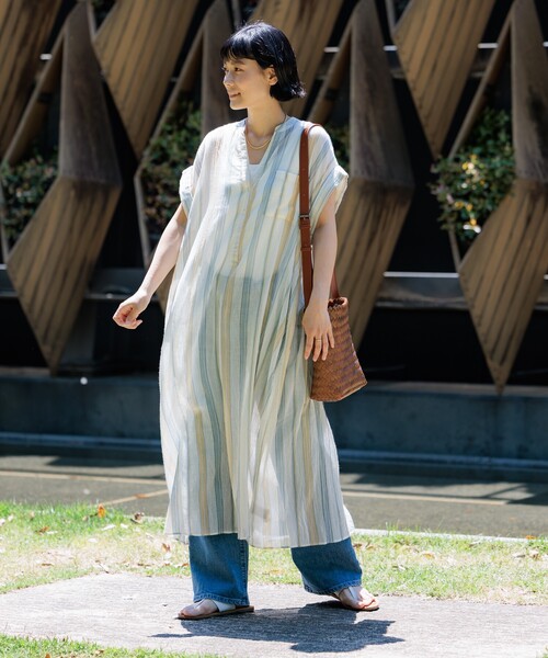 FREAK'S STORE（フリークスストア）の「インド コットンクレープヘンリーネックワンピース（シャツワンピース・レディース・ナチュラル/ブラック/ワイン/ネイビー・ﾌﾘ-）」の5枚目の写真