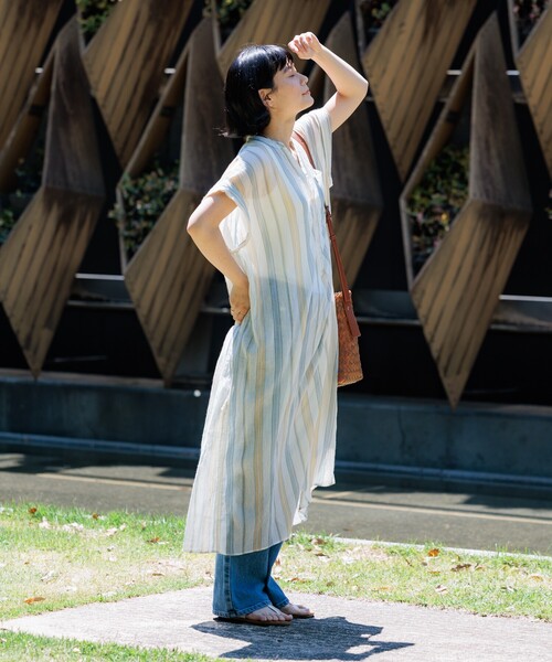 FREAK'S STORE（フリークスストア）の「インド コットンクレープヘンリーネックワンピース（シャツワンピース・レディース・ナチュラル/ブラック/ワイン/ネイビー・ﾌﾘ-）」の6枚目の写真