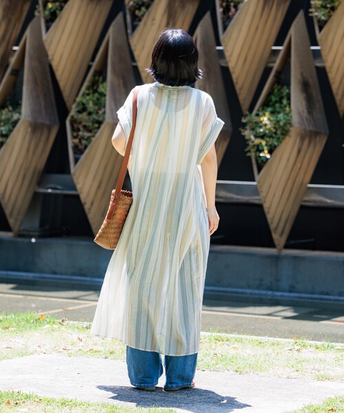 FREAK'S STORE（フリークスストア）の「インド コットンクレープヘンリーネックワンピース（シャツワンピース・レディース・ナチュラル/ブラック/ワイン/ネイビー・ﾌﾘ-）」の7枚目の写真