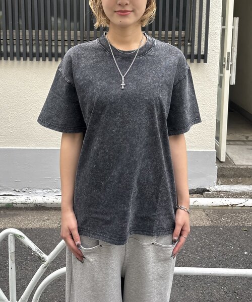 WHO'S WHO gallery（フーズフーギャラリー）の「【3サイズ展開】KOOKY'NケミカルウォッシュTEE（Tシャツ/カットソー・レディース・アイボリー/チャコールグレー/グレー・MEDIUM/LARGE/SMALL）」の9枚目の写真