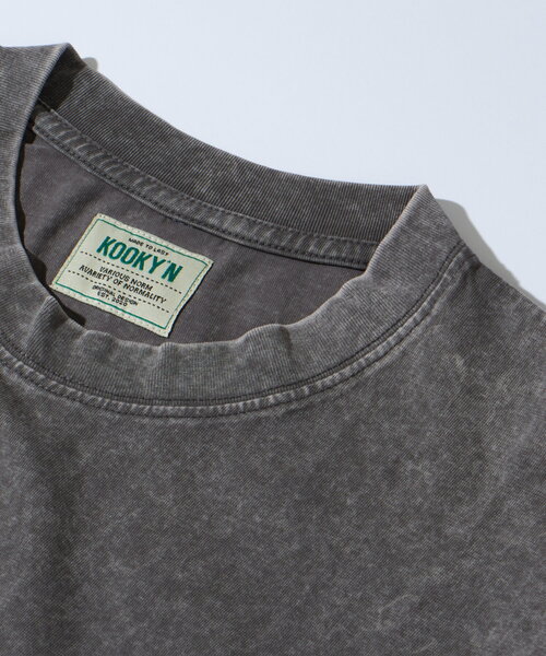 WHO'S WHO gallery（フーズフーギャラリー）の「【3サイズ展開】KOOKY'NケミカルウォッシュTEE（Tシャツ/カットソー・レディース・アイボリー/チャコールグレー/グレー・MEDIUM/LARGE/SMALL）」の3枚目の写真