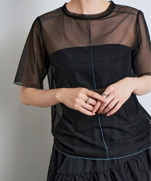 W:Huku（フーク）の「配色 パイピング シアー トップス（Tシャツ/カットソー・レディース・オフホワイト/ブルー系/ブラック・L/M）」の3枚目の写真