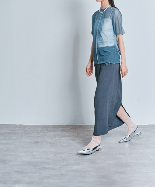 W:Huku（フーク）の「配色 パイピング シアー トップス（Tシャツ/カットソー・レディース・オフホワイト/ブルー系/ブラック・L/M）」の6枚目の写真