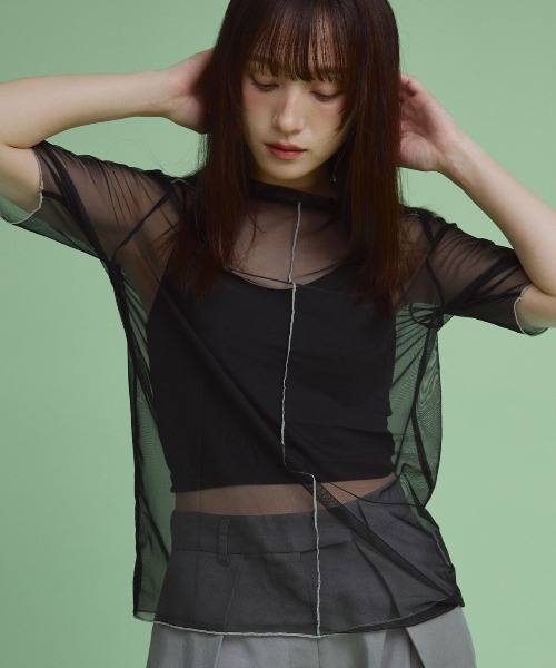 W:Huku(フーク)の「配色 パイピング シアー トップス / 半袖 ハーフスリーブ(Tシャツ/カットソー・レディース・オフホワイト/ブルー系/ブラック・L/M)」の10枚目の写真