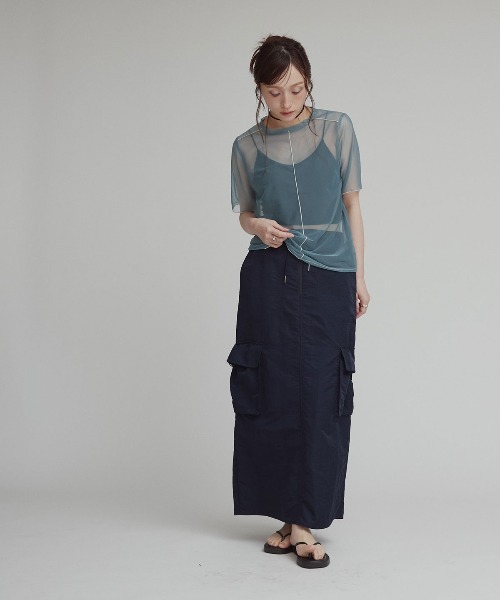 W:Huku(フーク)の「配色 パイピング シアー トップス / 半袖 ハーフスリーブ(Tシャツ/カットソー・レディース・オフホワイト/ブルー系/ブラック・L/M)」の12枚目の写真
