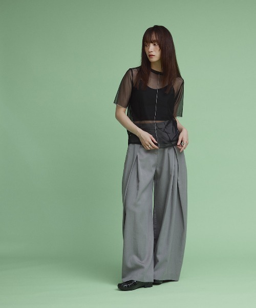 W:Huku(フーク)の「配色 パイピング シアー トップス / 半袖 ハーフスリーブ(Tシャツ/カットソー・レディース・オフホワイト/ブルー系/ブラック・L/M)」の14枚目の写真