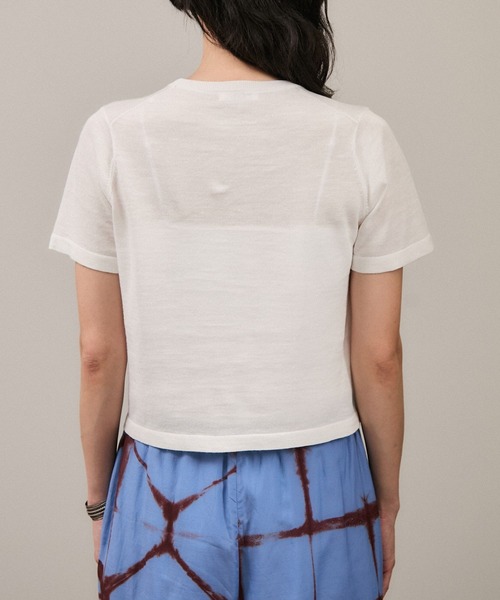 SALON adam et rope'（サロン アダム エ ロペ）の「クロップドハーフスリーブリネンニット［ドライタッチ・洗える］（Tシャツ/カットソー・レディース・カーキ/ブラック/オフホワイト/ブルー/ピンク・FREE）」の11枚目の写真