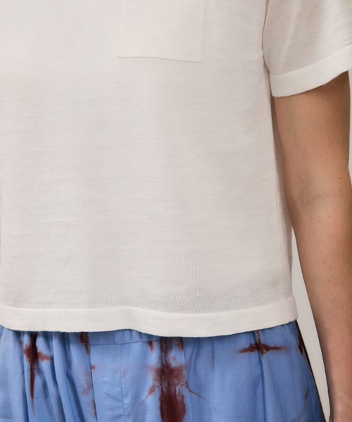 SALON adam et rope'（サロン アダム エ ロペ）の「クロップドハーフスリーブリネンニット［ドライタッチ・洗える］（Tシャツ/カットソー・レディース・カーキ/ブラック/オフホワイト/ブルー/ピンク・FREE）」の15枚目の写真