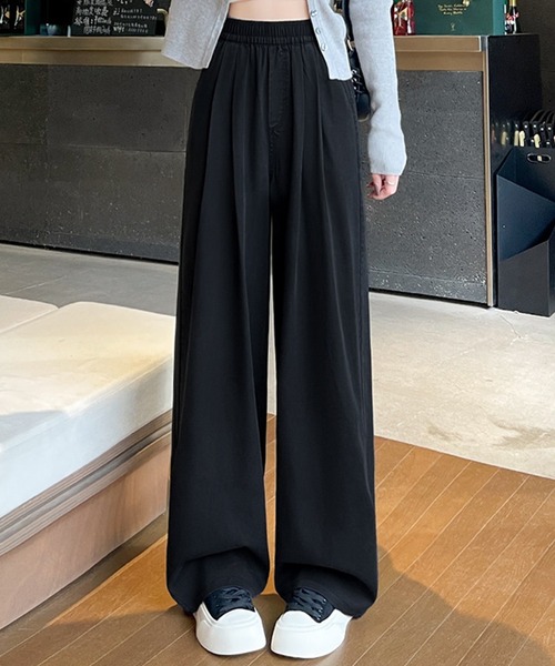 DAY CLOSET(デイ クローゼット)の「【大きいサイズ有/接触冷感】タック入り デニム風 リラックス ワイド イージーパンツ レディース(スウェットパンツ・レディース・ブラック/ホワイト/ブルー・S/XL/M/L)」の3枚目の写真