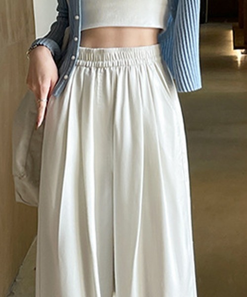 DAY CLOSET(デイ クローゼット)の「【大きいサイズ有/接触冷感】タック入り デニム風 リラックス ワイド イージーパンツ レディース(スウェットパンツ・レディース・ブラック/ホワイト/ブルー・S/XL/M/L)」の15枚目の写真