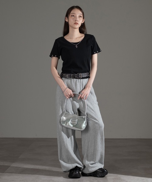 apres jour mignon(アプレジュールミニョン)の「アクセ付きショートスリーブトップス【ZOZOTOWN限定アイテム】(Tシャツ/カットソー・レディース・チャコールグレー/杢グレー/ブラック・フリー/X-LARGE)」の14枚目の写真
