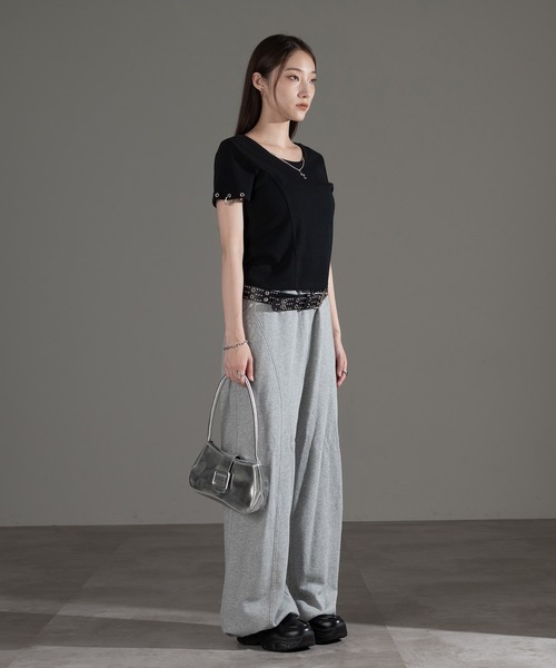 apres jour mignon(アプレジュールミニョン)の「アクセ付きショートスリーブトップス【ZOZOTOWN限定アイテム】(Tシャツ/カットソー・レディース・チャコールグレー/杢グレー/ブラック・フリー/X-LARGE)」の16枚目の写真