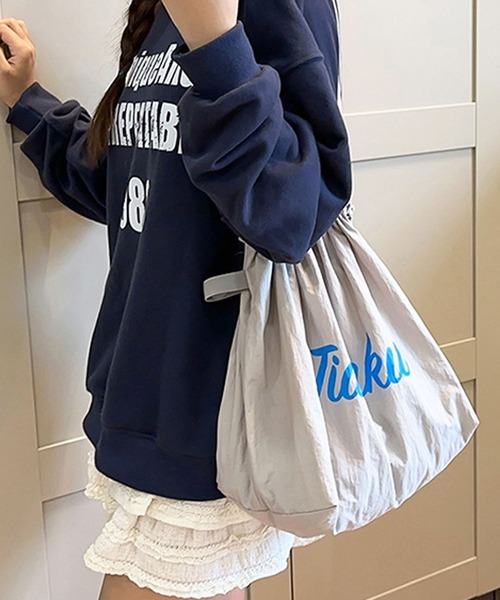 florist（フローリスト）の「【A4収納・軽い◎】ドロストポップカラートートバッグ/推し活バッグ/参戦バッグ（トートバッグ・レディース・ライトグリーン/レッド/グレー/ライトイエロー/ホワイト/ブラック・FREE）」の3枚目の写真