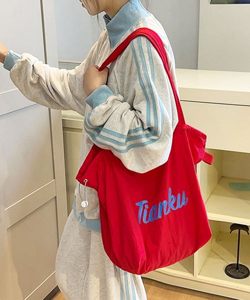 florist（フローリスト）の「【A4収納・軽い◎】ドロストポップカラートートバッグ/推し活バッグ/参戦バッグ（トートバッグ・レディース・ライトグリーン/レッド/グレー/ライトイエロー/ホワイト/ブラック・FREE）」の6枚目の写真