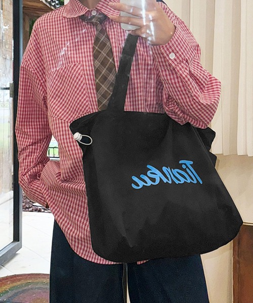 florist（フローリスト）の「【A4収納・軽い◎】ドロストポップカラートートバッグ/推し活バッグ/参戦バッグ（トートバッグ・レディース・ライトグリーン/レッド/グレー/ライトイエロー/ホワイト/ブラック・FREE）」の10枚目の写真